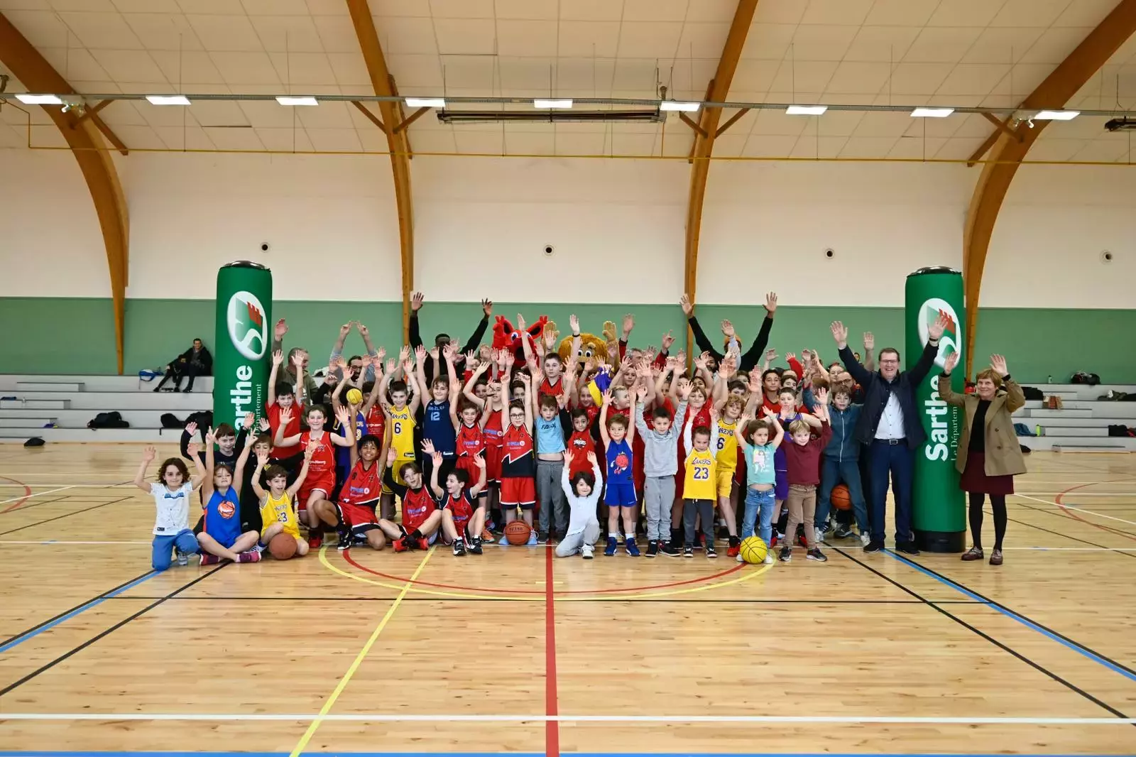 Des basketteurs professionnels au Kangourou Basket Club